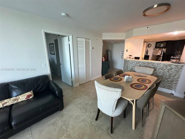 5880 Collins Ave 705, Miami Beach, FL 33140