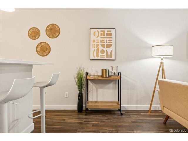 2575 S Syracuse Way I-I06, Denver, CO 80231