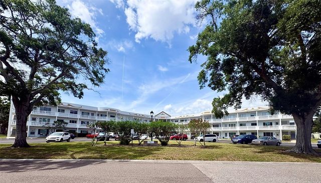 2428 COLUMBIA DRIVE 36, Clearwater, FL 33763