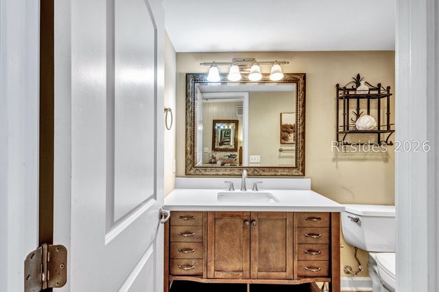 37 S Forest Beach Dr Apt 15, Hilton Head Island, SC 29928