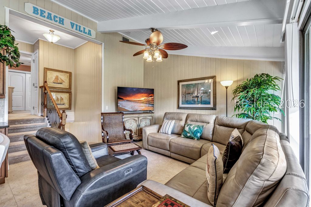 Image 13 of property listing at 37 S Forest Beach Dr Apt 15, Hilton Head Island, SC 29928