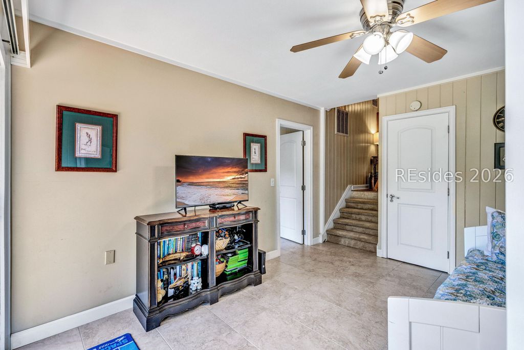 Image 27 of property listing at 37 S Forest Beach Dr Apt 15, Hilton Head Island, SC 29928