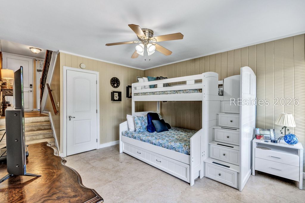 Image 28 of property listing at 37 S Forest Beach Dr Apt 15, Hilton Head Island, SC 29928