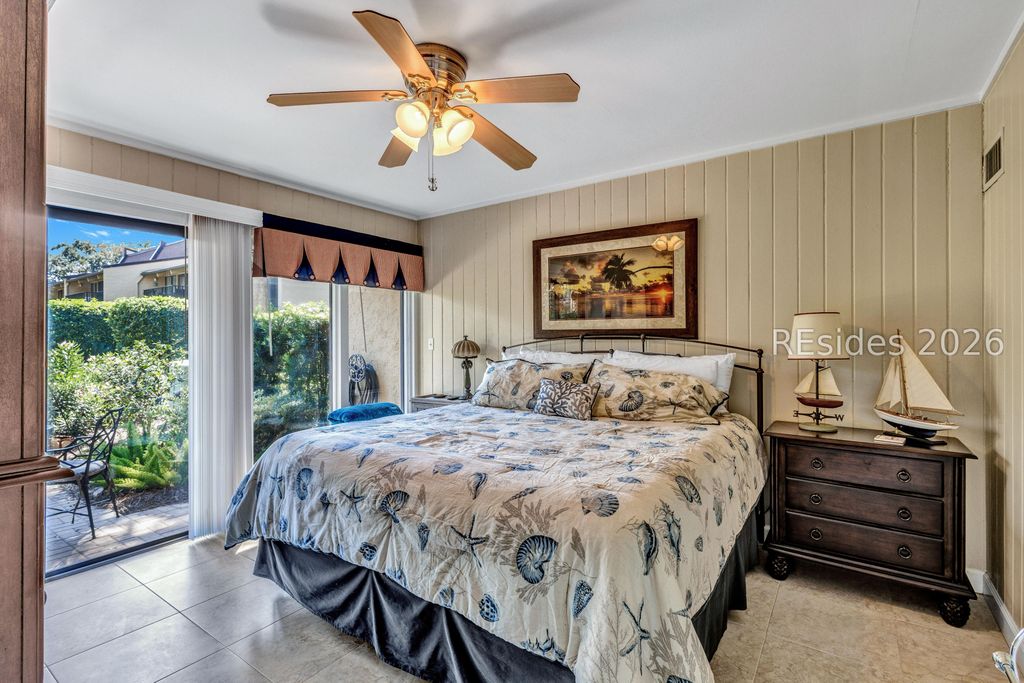 Image 29 of property listing at 37 S Forest Beach Dr Apt 15, Hilton Head Island, SC 29928