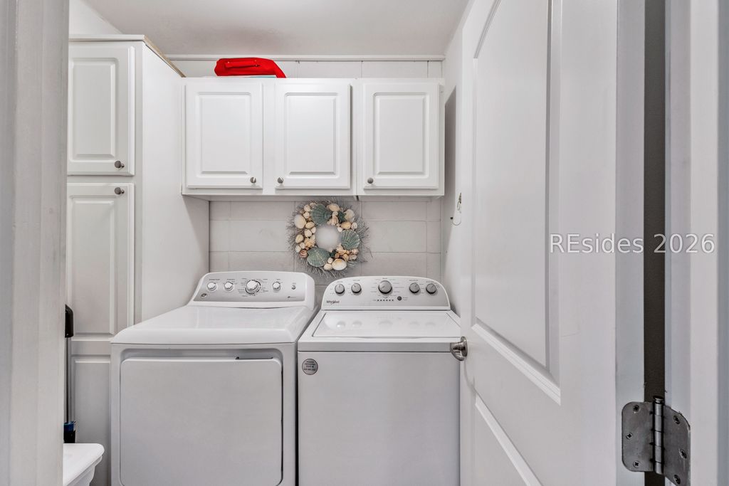 Image 31 of property listing at 37 S Forest Beach Dr Apt 15, Hilton Head Island, SC 29928