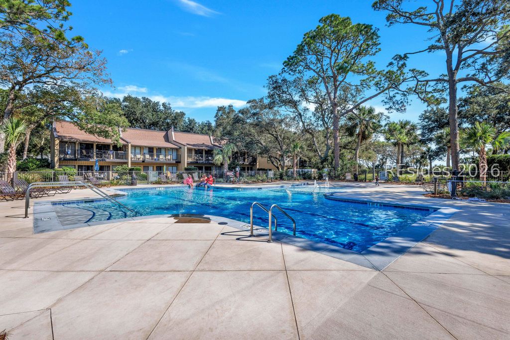 Image 40 of property listing at 37 S Forest Beach Dr Apt 15, Hilton Head Island, SC 29928