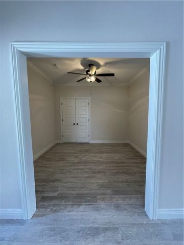 5 Burns Circle, Bella Vista, AR 72714