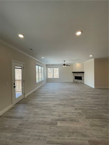 5 Burns Circle, Bella Vista, AR 72714