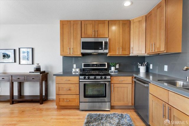 52 Jennings Court, San Francisco, CA 94124