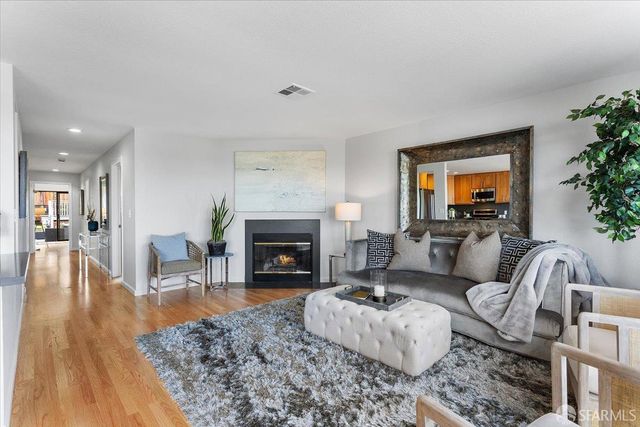 52 Jennings Court, San Francisco, CA 94124