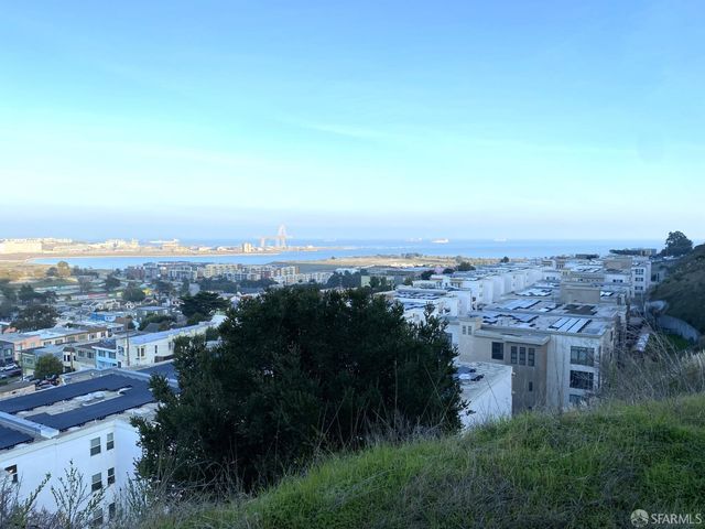 52 Jennings Court, San Francisco, CA 94124