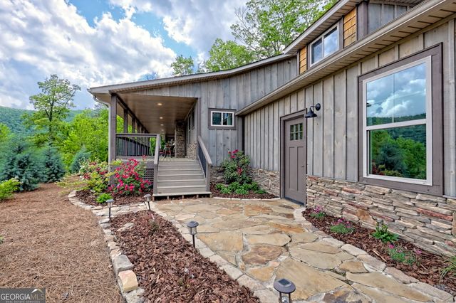 137 Olds Mountain Peak Road, Rabun Gap, GA 30568