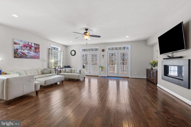 8700 SPRINGVALE DR, Lutherville Timonium, MD 21093