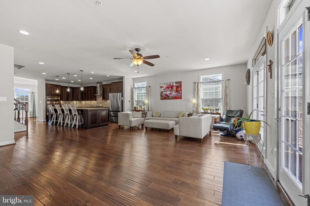 Image 17 of property listing at 8700 SPRINGVALE DR, Lutherville Timonium, MD 21093