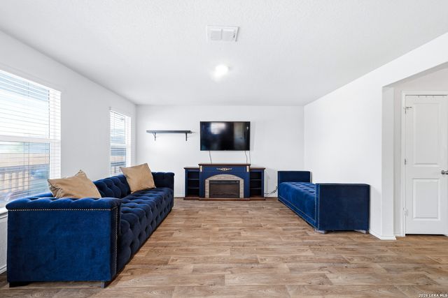 15331 Shortwing, San Antonio, TX 78253