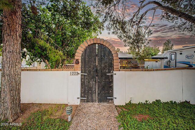 1222 S WILSON Street, Tempe, AZ 85281