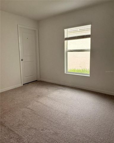 869 HOUR GLASS RD, Lakeland, FL 33801