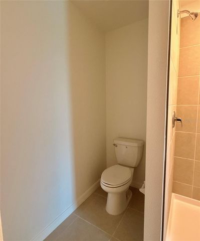 869 HOUR GLASS RD, Lakeland, FL 33801