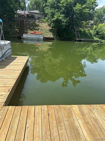 7074 Marine Road, Edwardsville, IL 62025