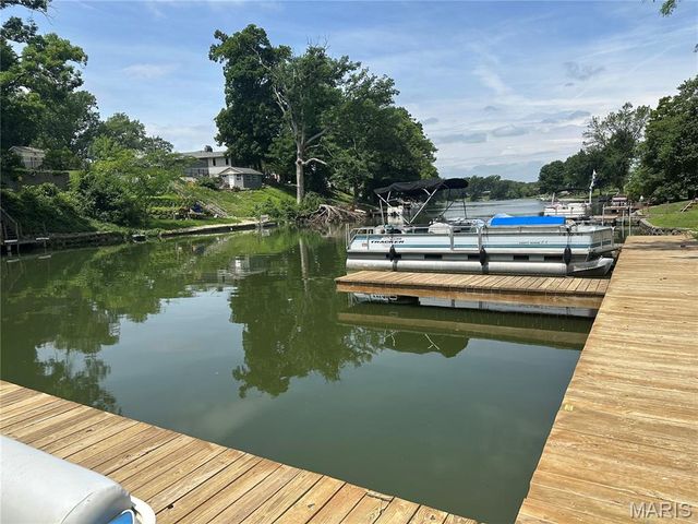 7074 Marine Road, Edwardsville, IL 62025
