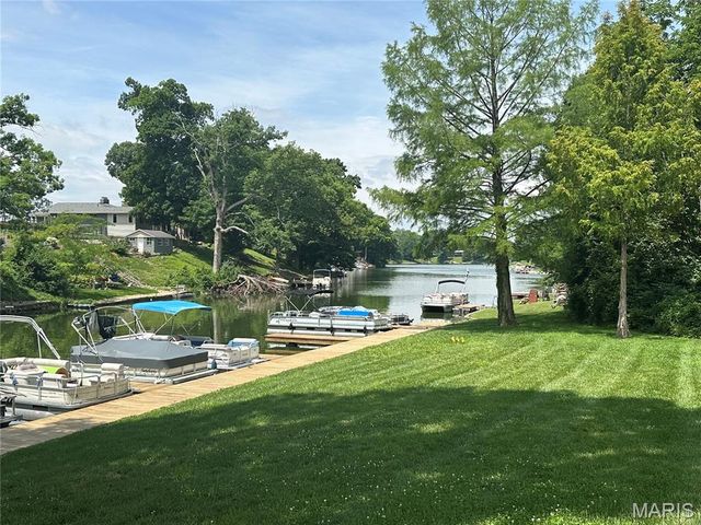 7074 Marine Road, Edwardsville, IL 62025