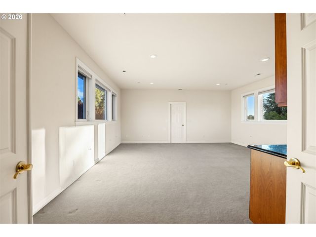 28306 Ne 24TH Ave, Ridgefield, WA 98642