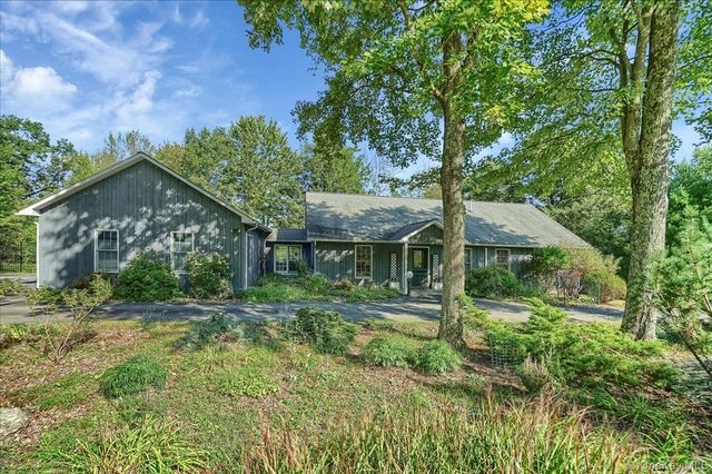 20 Overlook Drive, Call Listing Agent, PA 18405