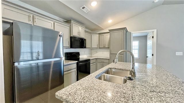 1702 S K Place, Rogers, AR 72756