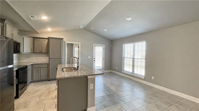 1702 S K Place, Rogers, AR 72756