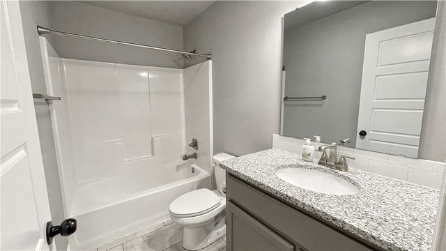 1702 S K Place, Rogers, AR 72756