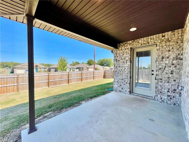 1702 S K Place, Rogers, AR 72756
