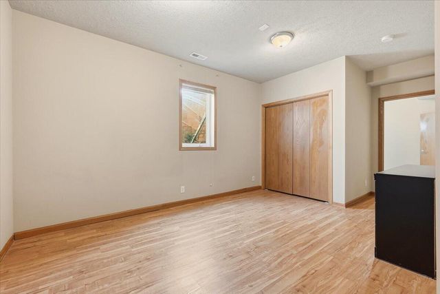 515 MONTEREY Circle, Council Bluffs, IA 51503