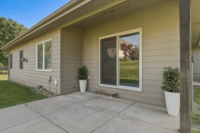 515 MONTEREY Circle, Council Bluffs, IA 51503