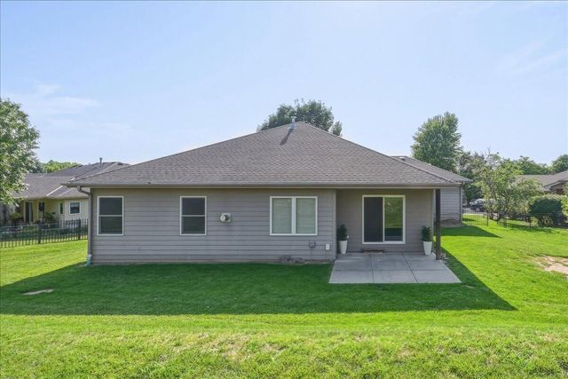 515 MONTEREY Circle, Council Bluffs, IA 51503