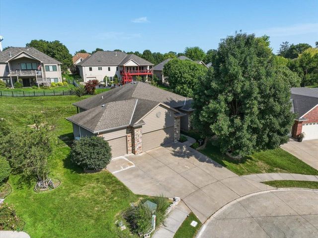 515 MONTEREY Circle, Council Bluffs, IA 51503