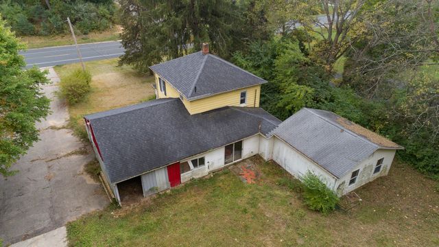 54952 Red Arrow Highway, Lawrence, MI 49064