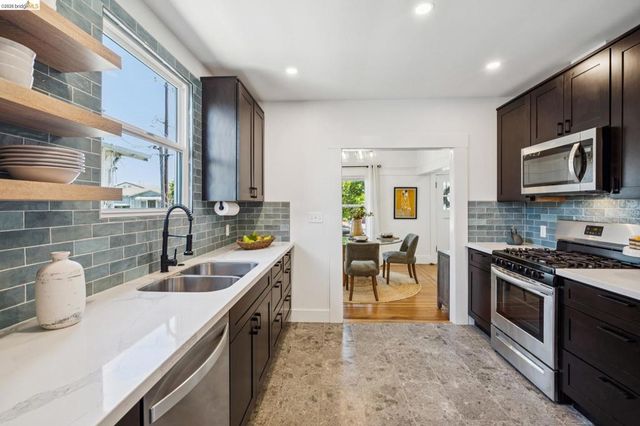 1151 58Th Ave, Oakland, CA 94621