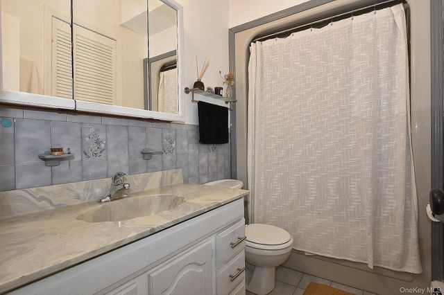 2224 Louis Kossuth Avenue, Ronkonkoma, NY 11779