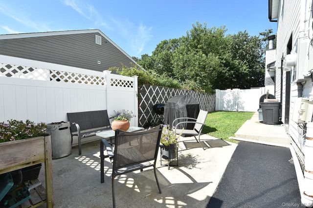 2224 Louis Kossuth Avenue, Ronkonkoma, NY 11779