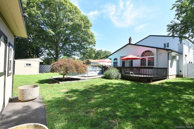 2224 Louis Kossuth Avenue, Ronkonkoma, NY 11779