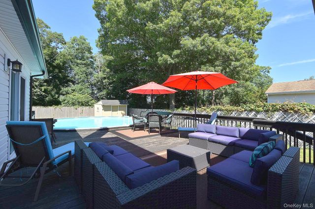 2224 Louis Kossuth Avenue, Ronkonkoma, NY 11779