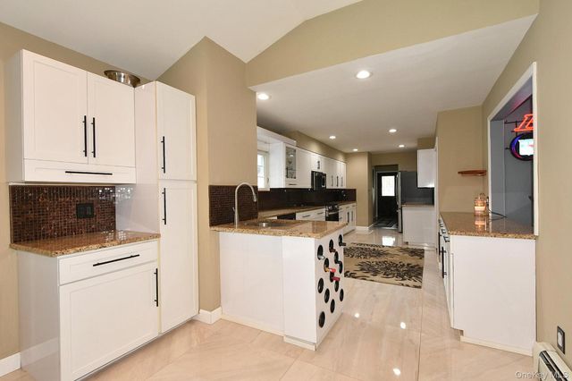 2224 Louis Kossuth Avenue, Ronkonkoma, NY 11779