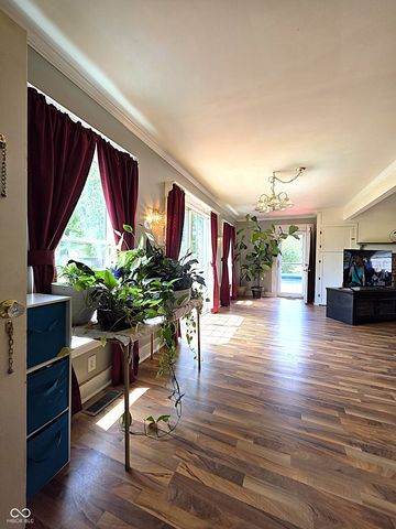 6908 Mendenhall Road, Indianapolis, IN 46221