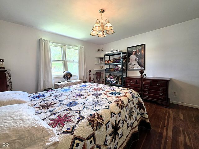 6908 Mendenhall Road, Indianapolis, IN 46221