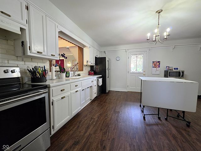 6908 Mendenhall Road, Indianapolis, IN 46221