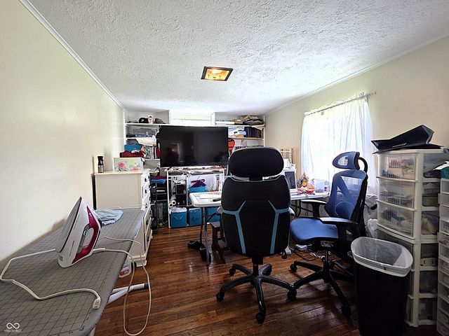 6908 Mendenhall Road, Indianapolis, IN 46221