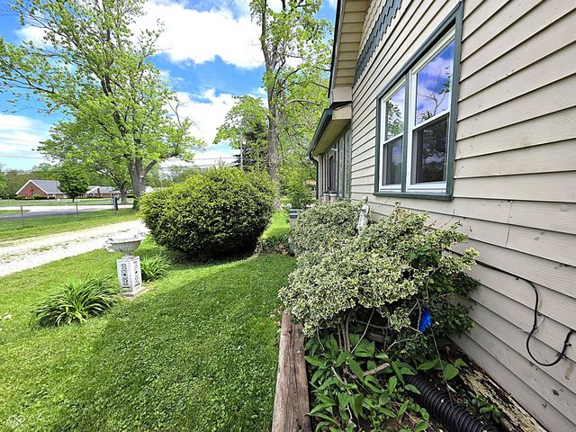 6908 Mendenhall Road, Indianapolis, IN 46221