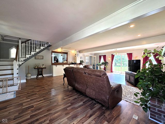 6908 Mendenhall Road, Indianapolis, IN 46221