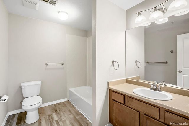 804 Summer Hawk Drive 5207, Longmont, CO 80504