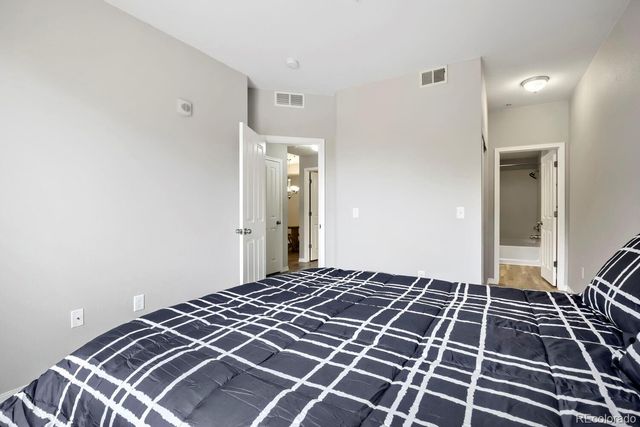 804 Summer Hawk Drive 5207, Longmont, CO 80504
